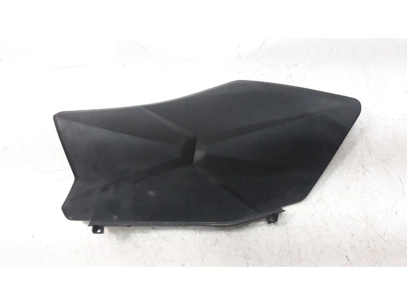 Recambio de moldura para sym jet 14 125 referencia OEM IAM 83530XN10000  