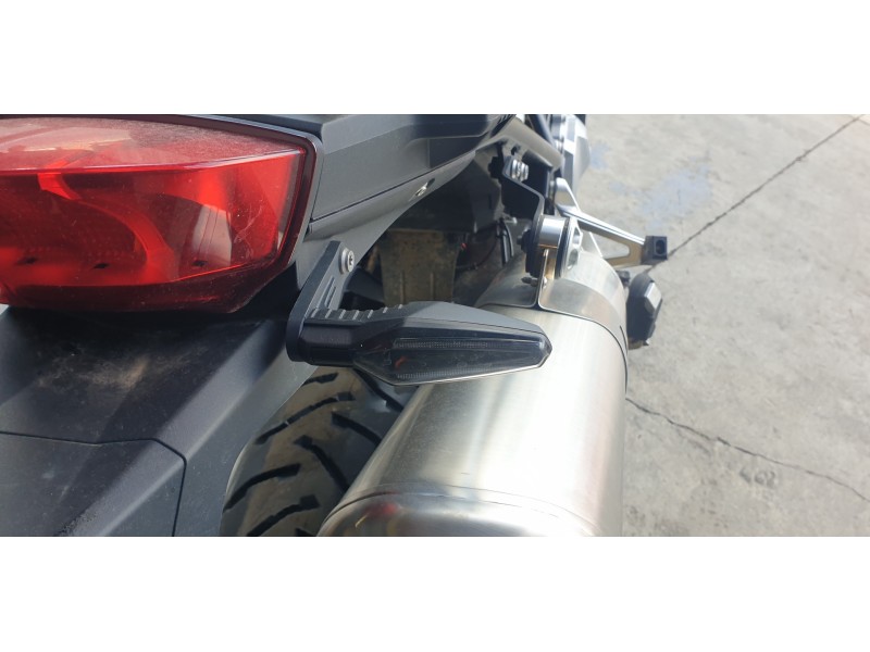 Recambio de piloto trasero derecho para bmw f 750 gs referencia OEM IAM 63138534353  