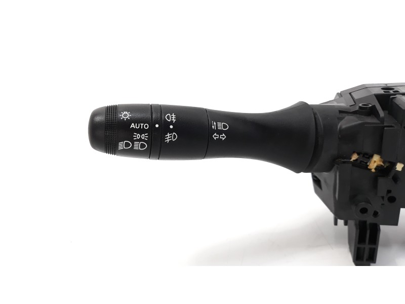 Recambio de mando multifuncion para dacia duster ii essential referencia OEM IAM 255678207RB  