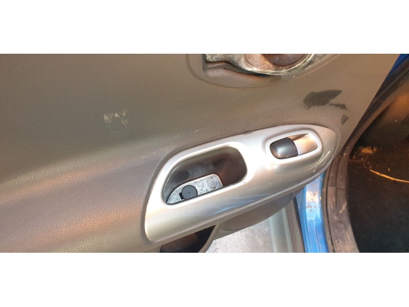 Recambio de mando elevalunas trasero izquierdo para nissan juke (f15) ultimate edition referencia OEM IAM 254111KL5A IAF570017 