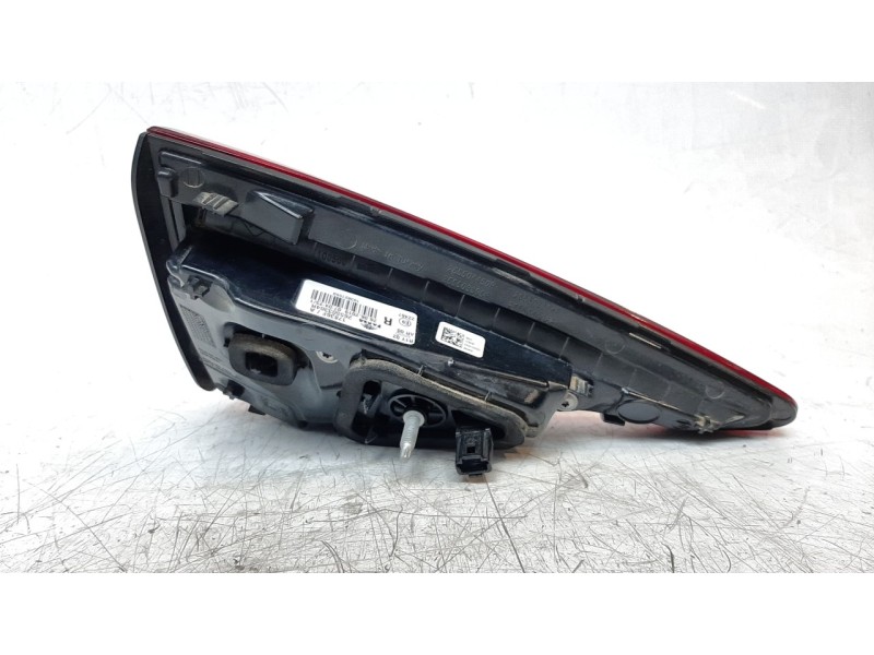 Recambio de piloto trasero derecho interior para renault clio v zen referencia OEM IAM 265503304R  