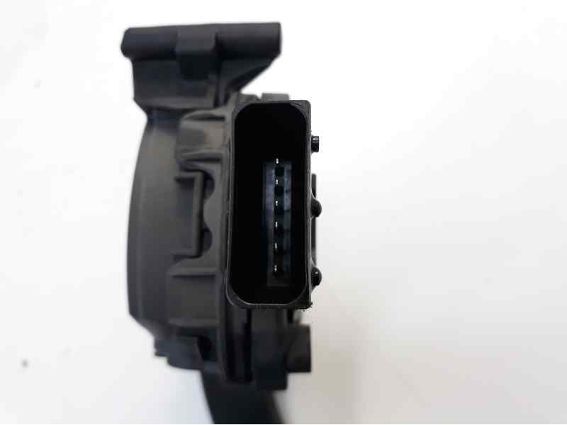 Recambio de potenciometro pedal para opel insignia berlina sport referencia OEM IAM 13237352  