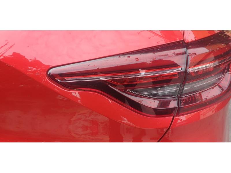 Recambio de piloto trasero derecho interior para renault clio v zen referencia OEM IAM 265503304R  