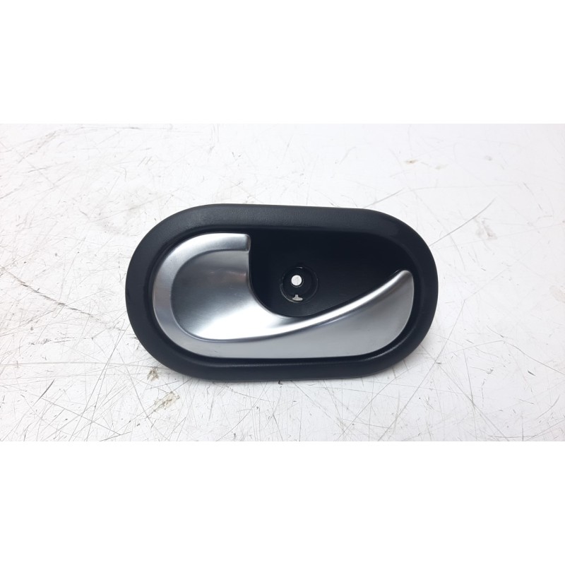 Recambio de maneta interior delantera izquierda para smart fortwo coupe 0.9 turbo cat referencia OEM IAM 310579  