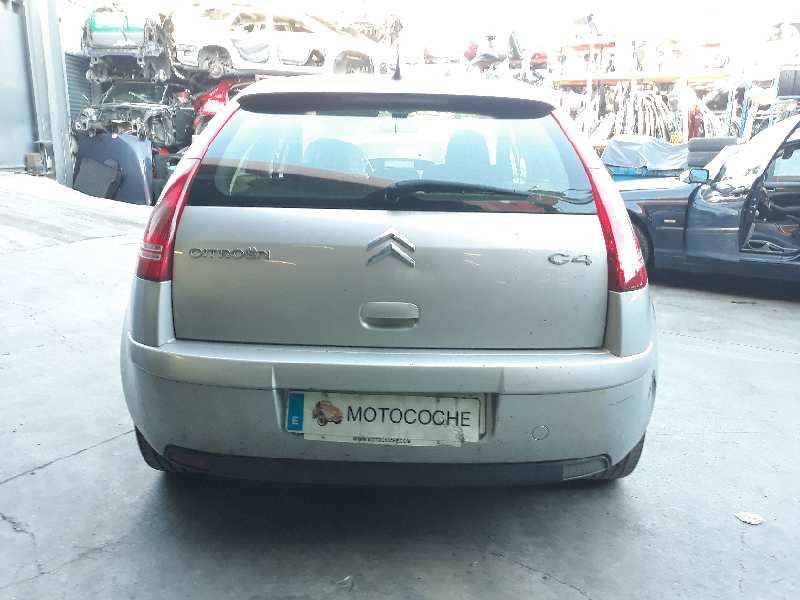citroen c4 berlina del año 2010