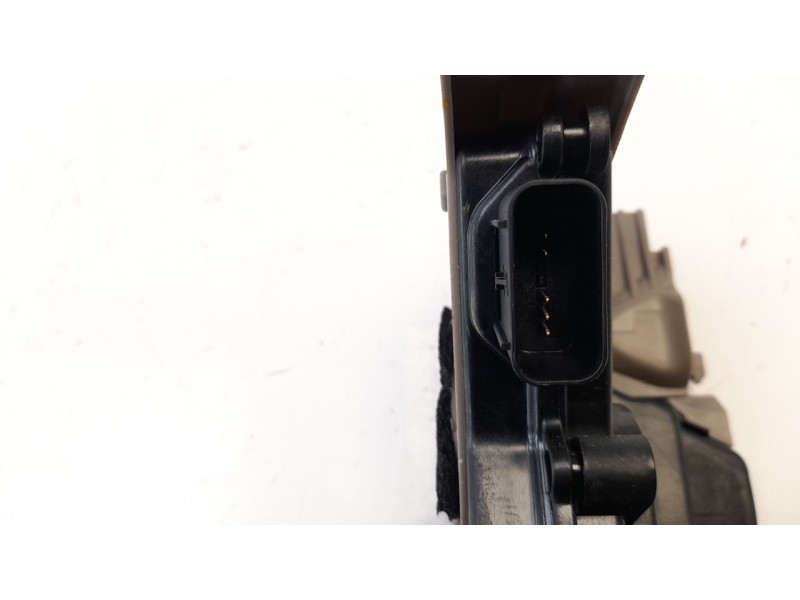 Recambio de cerradura puerta delantera izquierda para kia xceed 1.0 tgdi cat referencia OEM IAM 81310J7010  