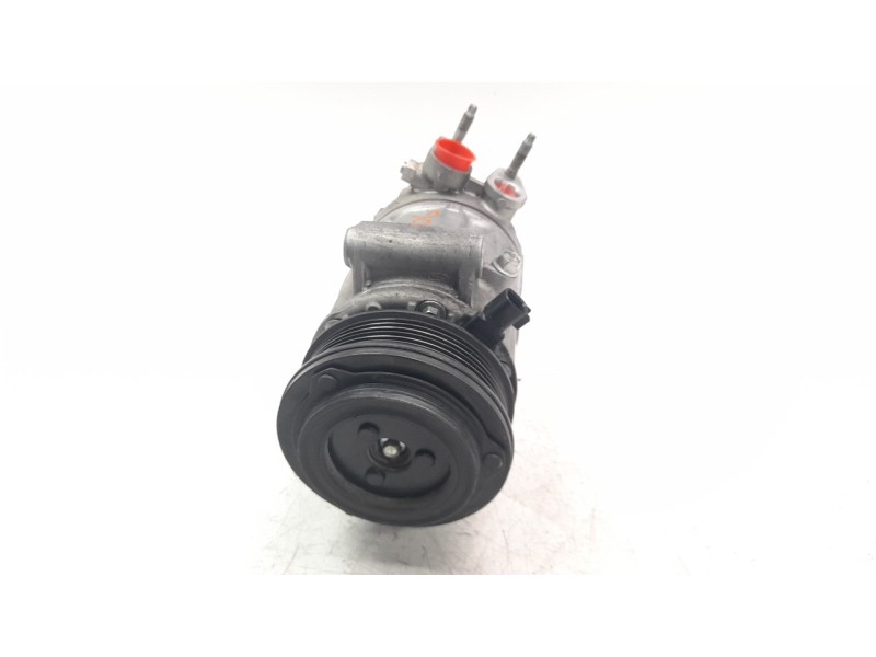 Recambio de compresor aire acondicionado para ford focus 1.0 ecoboost cat referencia OEM IAM JX6119D629HA AF601027FV 