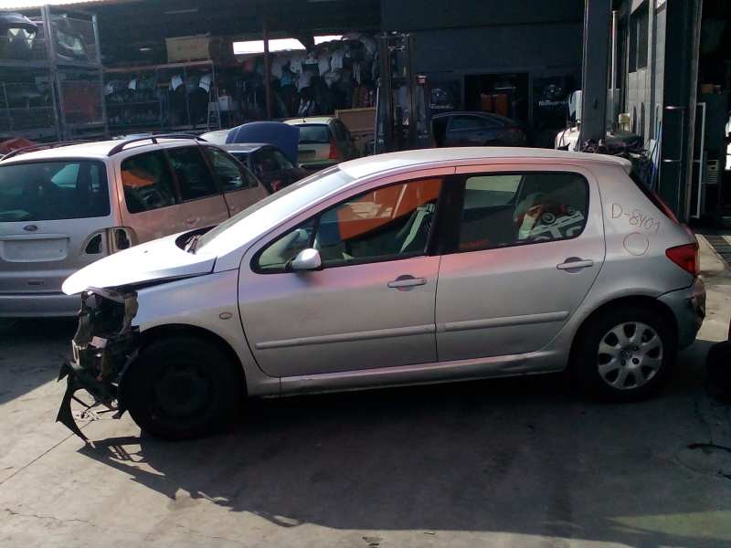 peugeot 307 berlina (s2) del año 2005