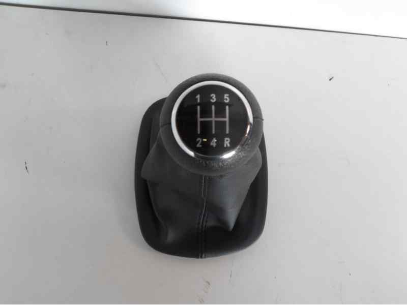 Recambio de pomo palanca cambio para volkswagen passat berlina (3b2) referencia OEM IAM 3B0711113J POM40104 87160300