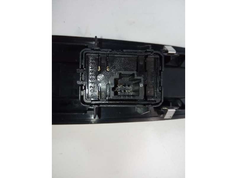 Recambio de mando elevalunas delantero derecho para renault scenic iii grand dynamique referencia OEM IAM 809600018R  