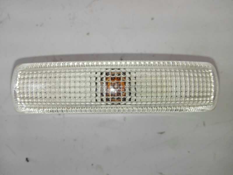 Recambio de piloto lateral derecho para land rover freelander (lr2) 2.2 td4 cat referencia OEM IAM CH9H2213N330A  