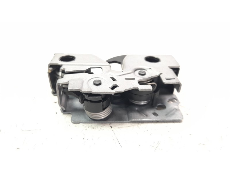 Recambio de cerradura capo para seat ateca (khp) fr referencia OEM IAM 575823509A  