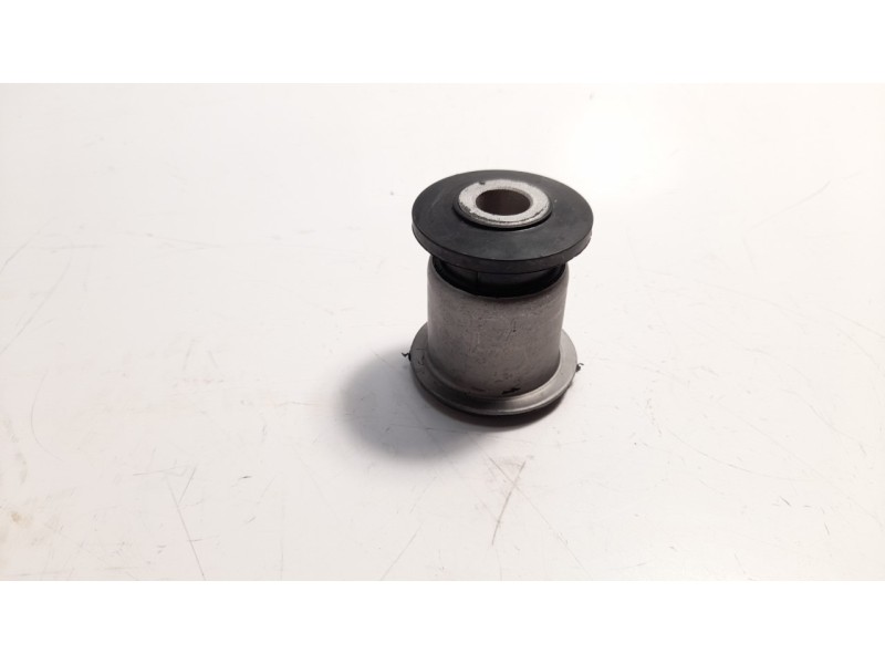 Recambio de soporte brazo suspension delantero derecho para volkswagen t4 transporter/furgoneta syncro (mod. 1991) referencia OE