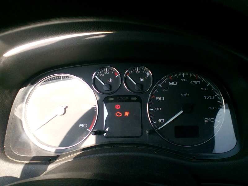 peugeot 307 berlina (s2) del año 2005