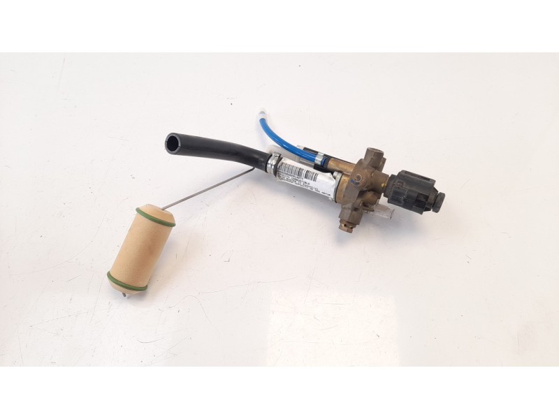 Recambio de deposito combustible para dacia duster ii essential referencia OEM IAM 250609413R  