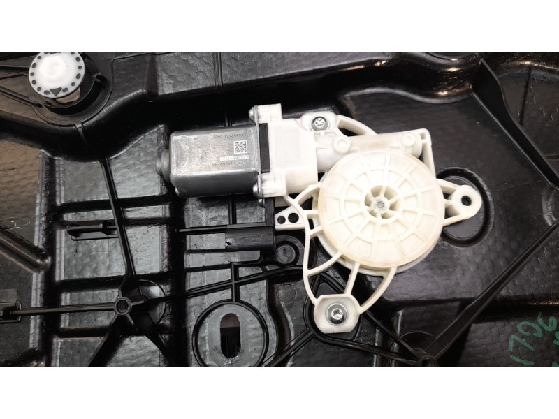 Recambio de elevalunas trasero derecho para ford focus 1.0 ecoboost cat referencia OEM IAM JX7BA27000CC  