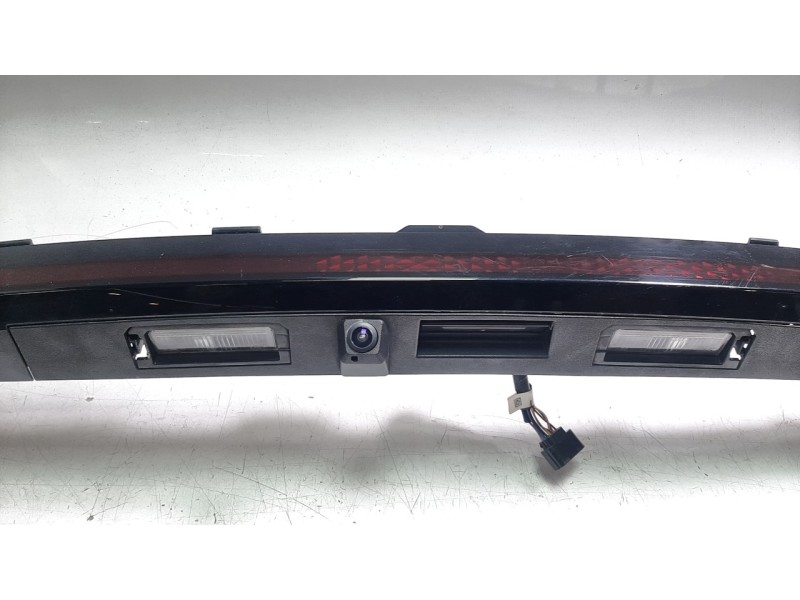 Recambio de piloto trasero central para hyundai tucson (nx) maxx 2wd referencia OEM IAM 92403N7020  