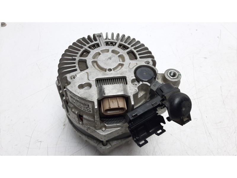Recambio de alternador para mazda 3 lim. () 2.2 turbodiesel cat referencia OEM IAM SH01A2TX3081  