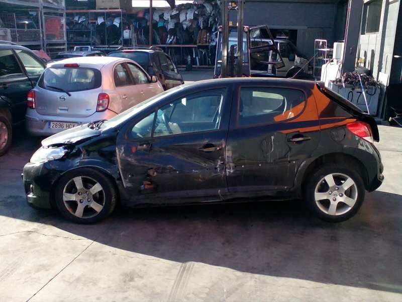 peugeot 207 del año 2010