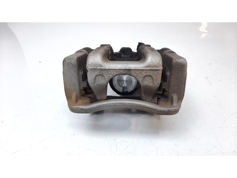 Recambio de pinza de freno trasera derecha para hyundai tucson 1.6 cat referencia OEM IAM 58230D7710  