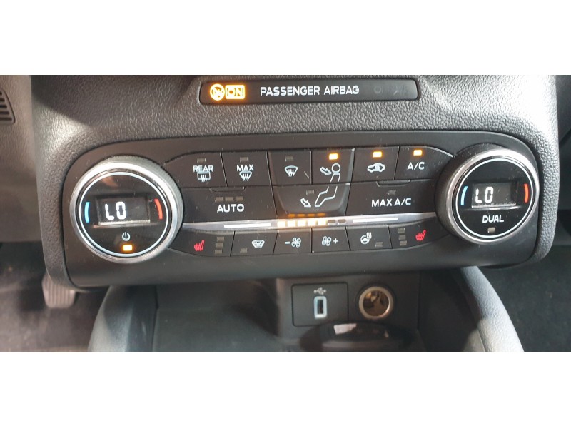 Recambio de mando climatizador para ford focus 1.0 ecoboost cat referencia OEM IAM JX7T18C612AD  