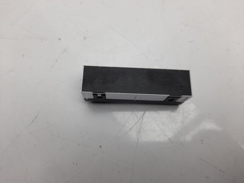 Recambio de modulo electronico para citroen c3 elle referencia OEM IAM 9825205380  