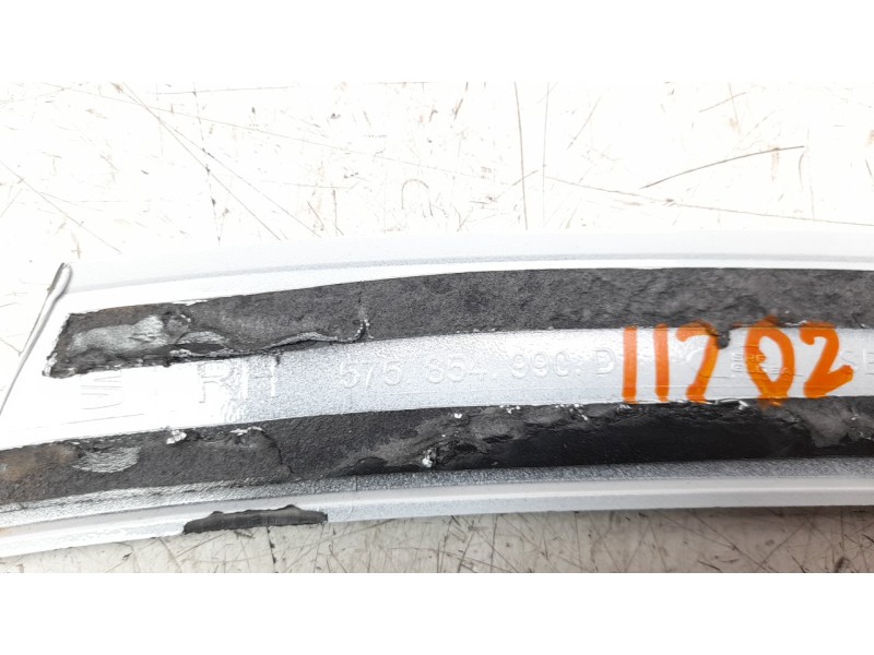 Recambio de aletin trasero derecho para seat ateca (khp) fr referencia OEM IAM 575854990C  