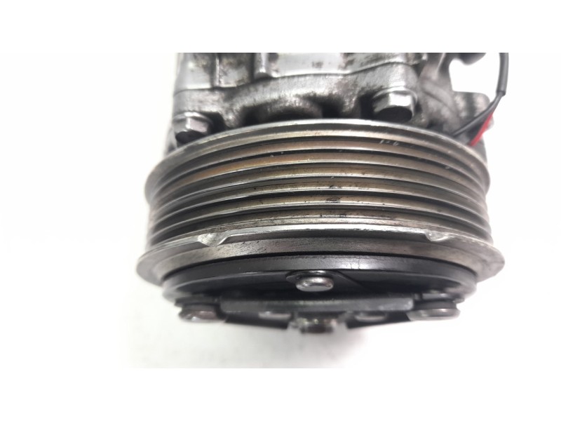 Recambio de compresor aire acondicionado para renault clio v zen referencia OEM IAM 926003514R CAF890017 
