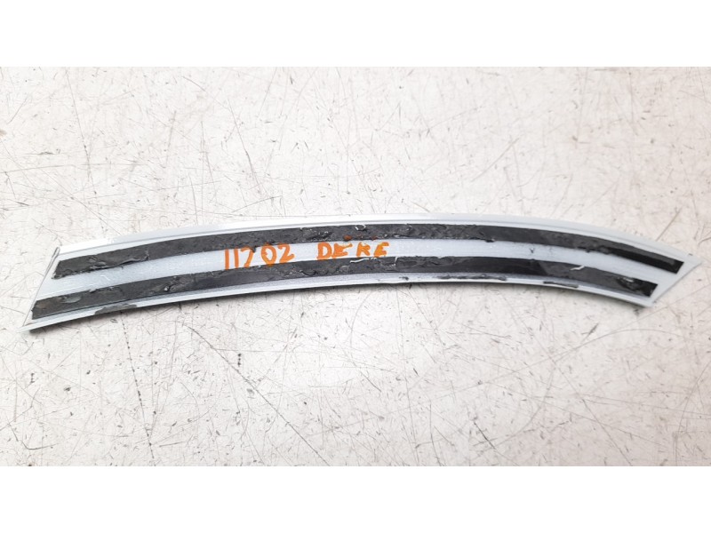 Recambio de aletin trasero derecho para seat ateca (khp) fr referencia OEM IAM 575854990C  