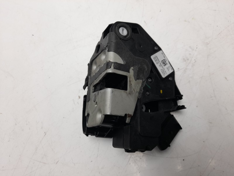 Recambio de cerradura puerta trasera izquierda para ford tourneo courier (c4a) titanium referencia OEM IAM 2099461  