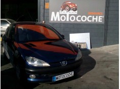peugeot 206 berlina del año 2001 2