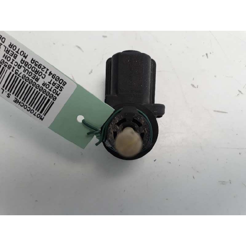 Recambio de motor regulacion faros para seat cordoba berlina (6k2) referencia OEM IAM 8D0941295A  