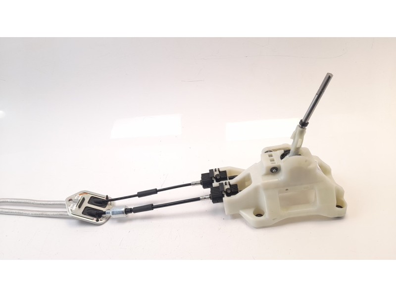 Recambio de palanca cambio para kia xceed 1.0 tgdi cat referencia OEM IAM 43700J7215WK  
