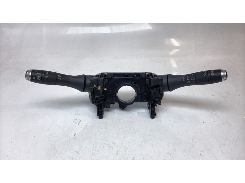 Recambio de mando multifuncion para renault clio v zen referencia OEM IAM 255670428R  