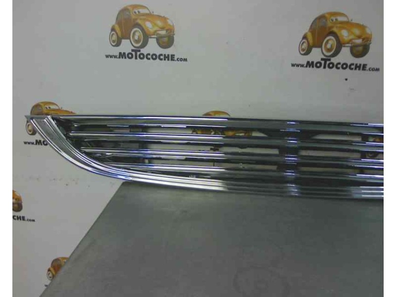 Recambio de rejilla delantera para bmw mini (r50,r53) referencia OEM IAM 51137133847 107150204 MN3042001