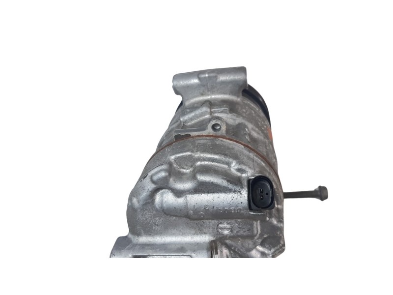 Recambio de compresor aire acondicionado para audi a4 ber. (b8) 2.0 16v tdi referencia OEM IAM 8T0260805F 32892 CAF760037