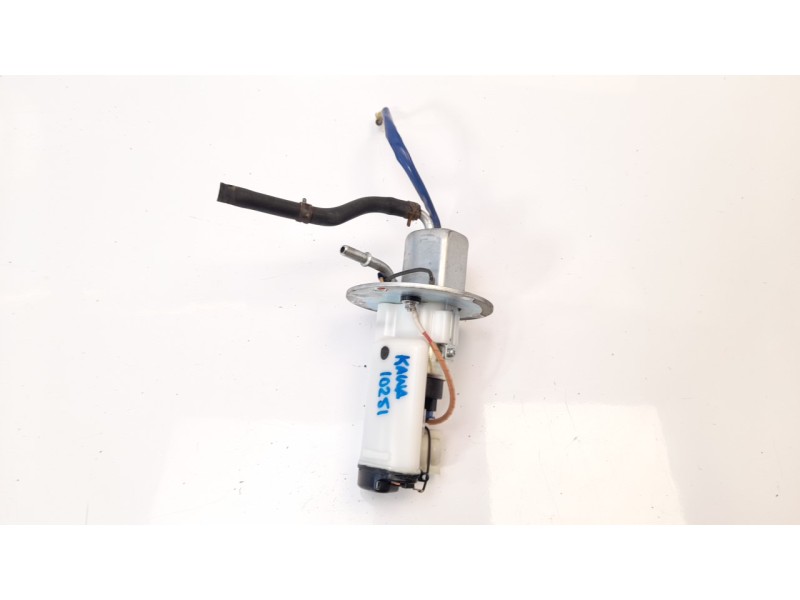 Recambio de bomba combustible para kawasaki z 750 / z 1000 z 750 referencia OEM IAM 490400018  