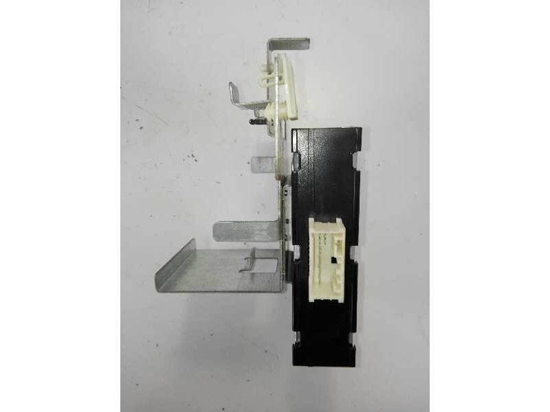 Recambio de modulo electronico para land rover freelander (lr2) 2.2 td4 cat referencia OEM IAM AH5214B526AB 8ES01032900 