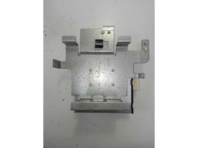 Recambio de modulo electronico para land rover freelander (lr2) 2.2 td4 cat referencia OEM IAM AH5214B526AB 8ES01032900 