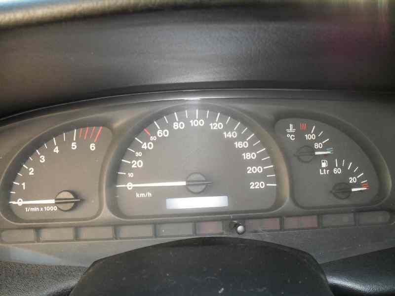 opel vectra b berlina del año 1998