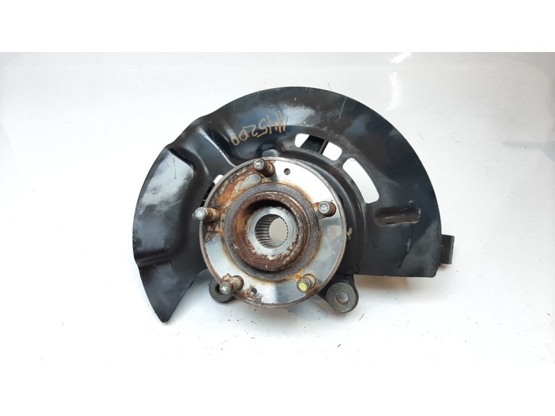 Recambio de mangueta delantera derecha para hyundai tucson 1.6 cat referencia OEM IAM 51716D7000  