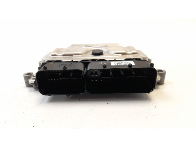 Recambio de centralita motor uce para kia xceed 1.0 tgdi cat referencia OEM IAM 3910304CD2 9001330106KE 