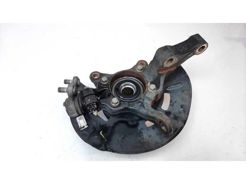 Recambio de mangueta delantera derecha para hyundai tucson 1.6 cat referencia OEM IAM 51716D7000  