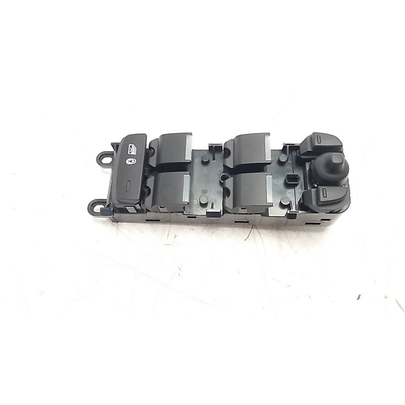 Recambio de mando elevalunas delantero izquierdo para land rover discovery sport 2.0 td4 cat referencia OEM IAM LR109008  