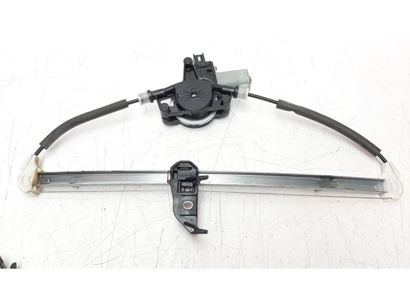 Recambio de elevalunas trasero izquierdo para mazda 3 lim. () 2.2 turbodiesel cat referencia OEM IAM BHN973590A  