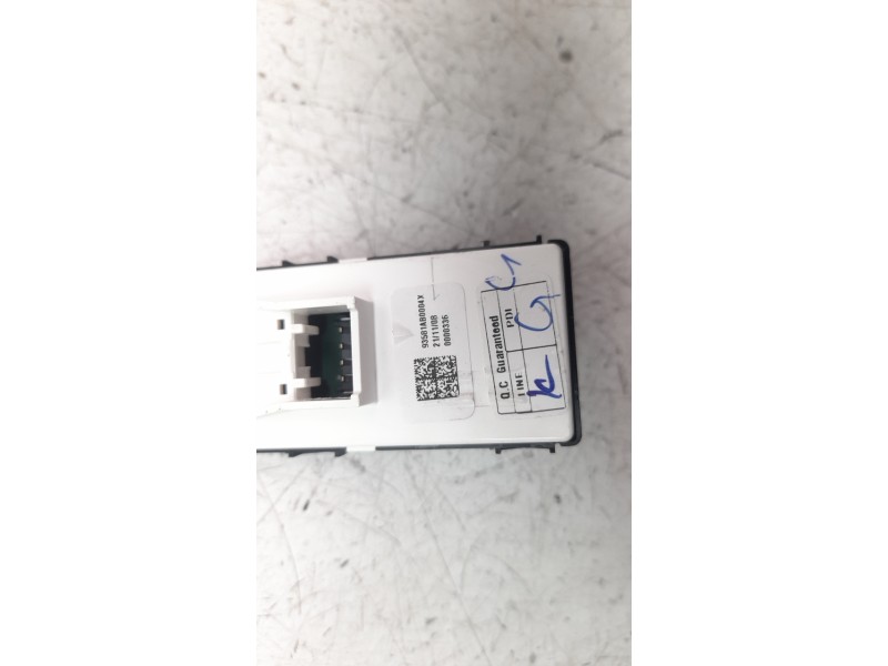 Recambio de mando elevalunas trasero izquierdo para hyundai tucson (nx) maxx 2wd referencia OEM IAM 93581AB0004X  