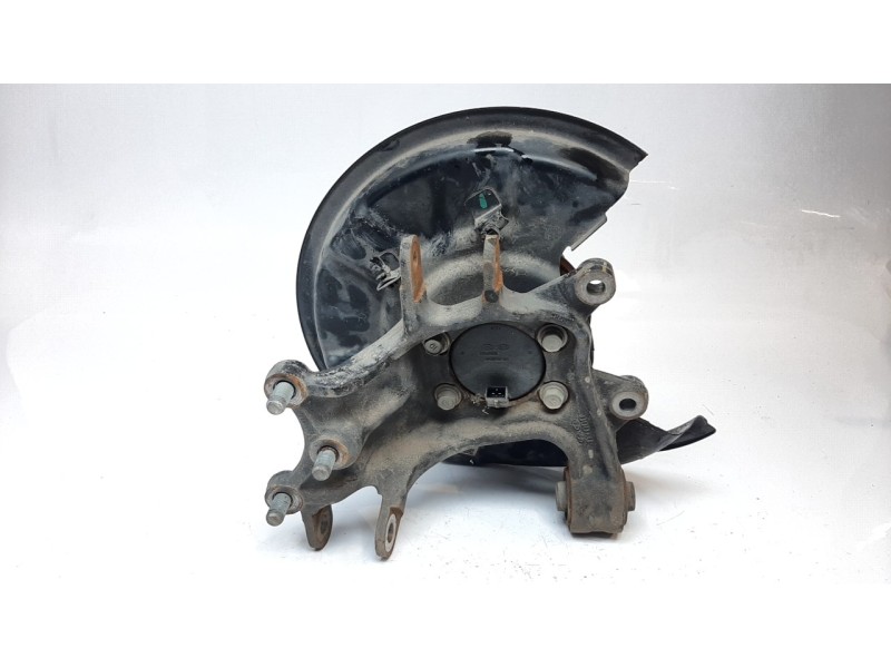 Recambio de mangueta trasera derecha para hyundai tucson 1.6 cat referencia OEM IAM 52720D7000  