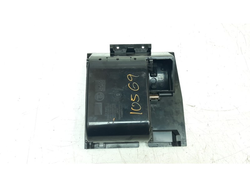 Recambio de moldura para skoda superb combi (3v5) 2.0 tdi referencia OEM IAM 3V1863077  