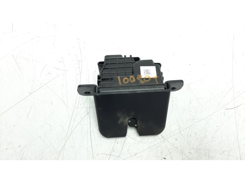 Recambio de cerradura maletero / porton para hyundai tucson 1.6 cat referencia OEM IAM 81230D3000  