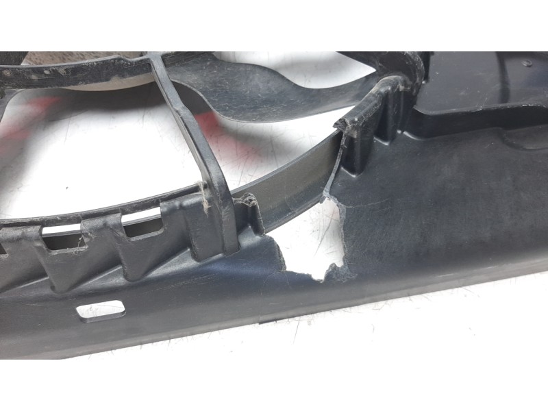 Recambio de electroventilador para hyundai tucson 1.6 cat referencia OEM IAM 25304D7520  